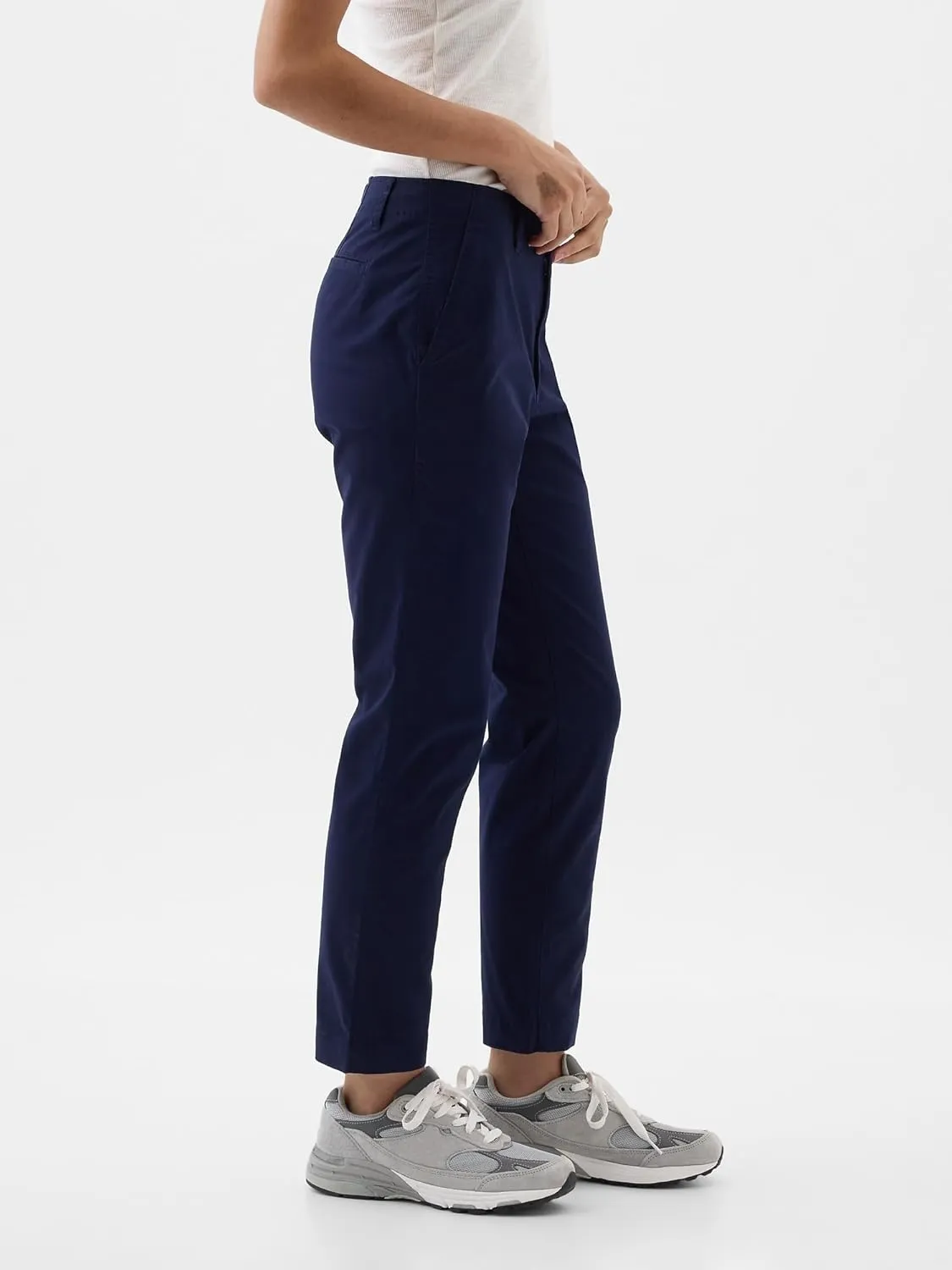 GAP Women's Downtown Khaki Pant