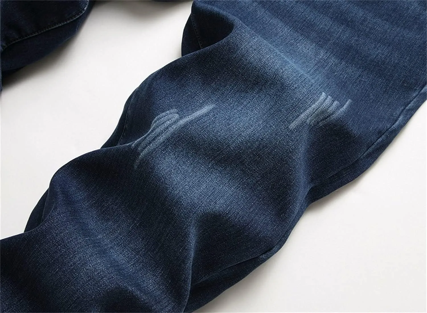 Men's Fleece Lined Jeans Slim-Fit Thick Warm Trousers in Winter Thicken Elastic Jean Pants with Flannel Lining