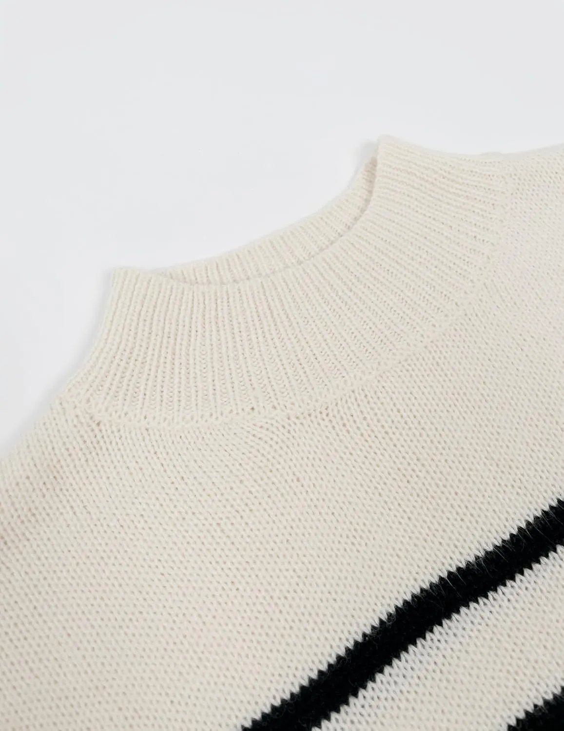 Womens Oversized Turtleneck Cute Striped Sweater Fall 2024 Casual Lightweight Ribbed Knit Long Sleeve Pullover Tops