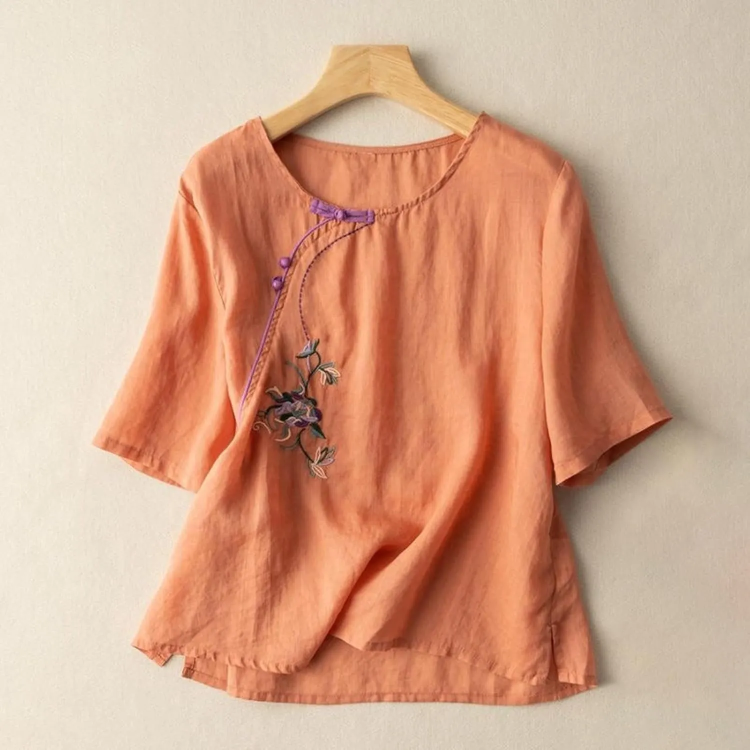 Women's Short Sleeve Linen Shirts Casual V-Neck Oversized T-Shirts Solid Loose Fit Summer Tee Shirts